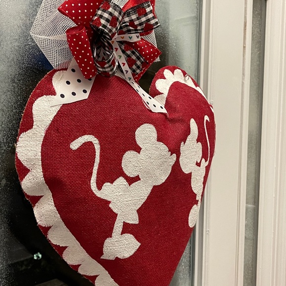 Valentine door hanger Disney Mickey Minnie heart - Picture 4 of 10